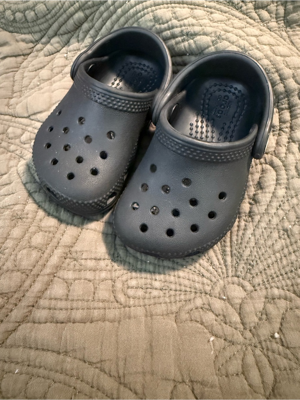 Kids Black size C4 Slip-On Crocs